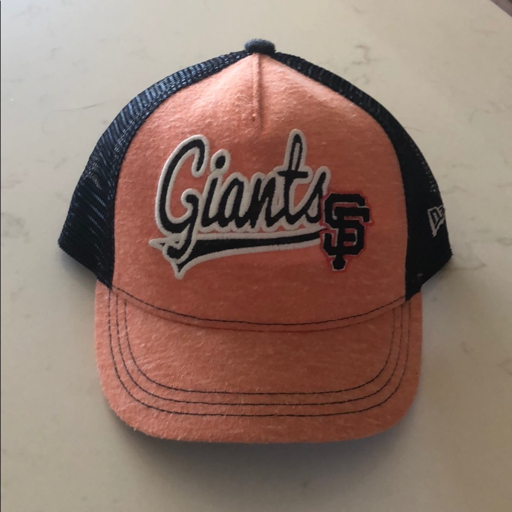 Woman’s San Francisco baseball cap